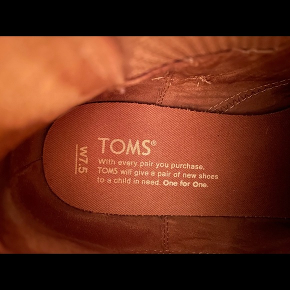 Tom’s Suede Booties - Picture 6 of 6